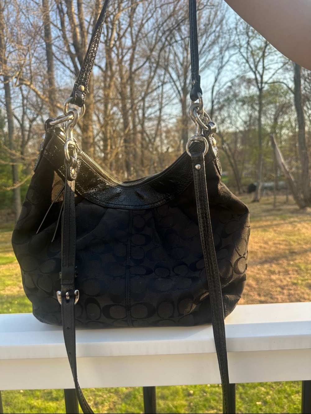 COACH Soho Signature Large Back Shoulder Hobo 13744 - Picture 3 of 16